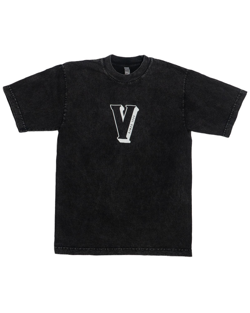 V's BARBERSHOP COLLEGIATE V T-SHIRT - BLACK